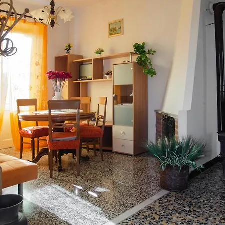017 - Casa Vacanze Picetti - In Mezzo Alla Natura Апартаменты Cavizzano